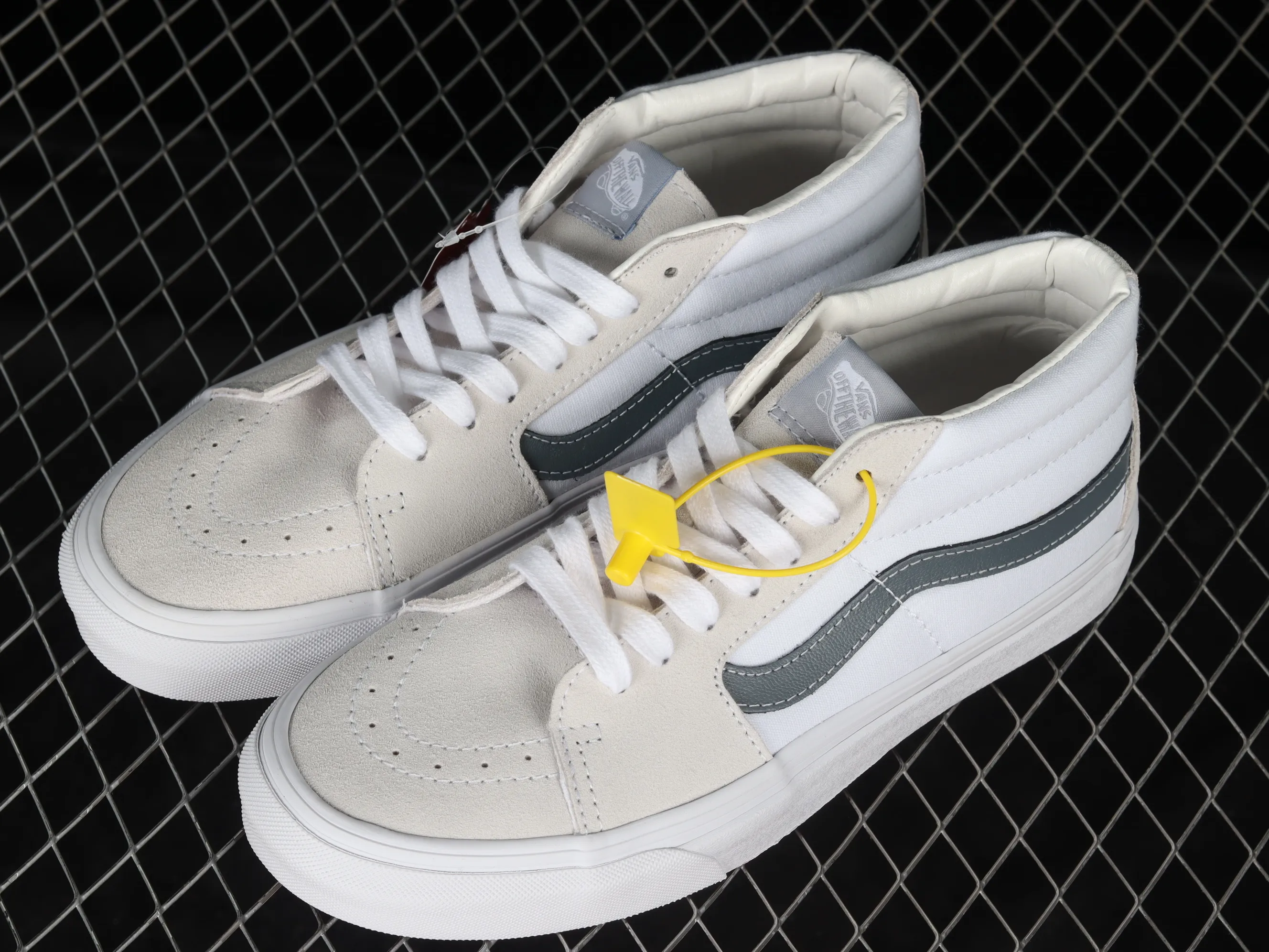 All categories Vans Vans series Vans Mid Vans China Vans Sk8-Mid Vans 2022 new mid-top casual skateboard shoes VN0A5KXERV2